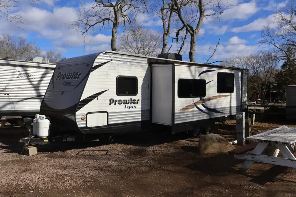 cabins near providence ri​