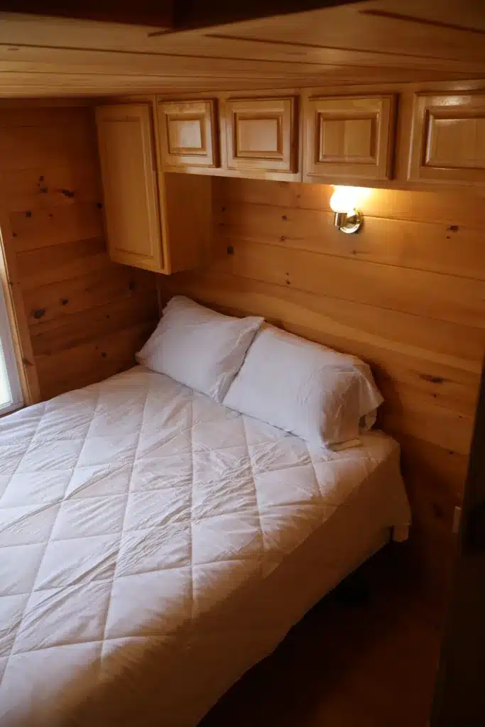 cabin rentals near new london ct​